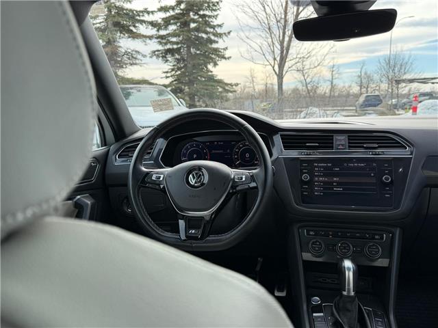 2018 Volkswagen Tiguan Highline (Stk: 260449A) in Calgary - Image 10 of 18