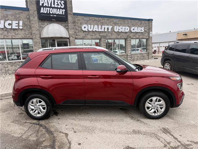 2023 Hyundai Venue Preferred w/Two-Tone (Stk: 6053A) in Sarnia - Image 2 of 24