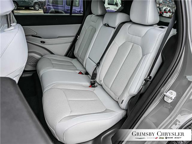 2026 Jeep Cherokee Laredo/Limited (Stk: N26094) in Grimsby - Image 19 of 32