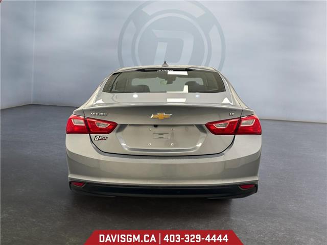 2023 Chevrolet Malibu 1LT (Stk: 303039) in Lethbridge - Image 4 of 15