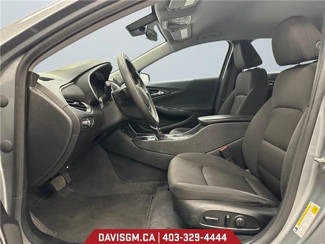 2023 Chevrolet Malibu 1LT (Stk: 303039) in Lethbridge - Image 9 of 15