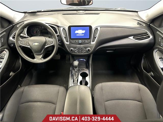 2023 Chevrolet Malibu 1LT (Stk: 303039) in Lethbridge - Image 10 of 15