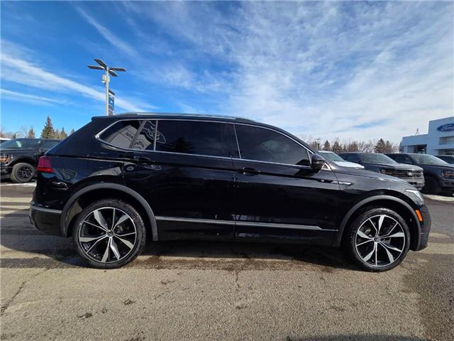 2024 Volkswagen Tiguan Highline R-Line (Stk: SA-1805A) in Calgary - Image 3 of 9