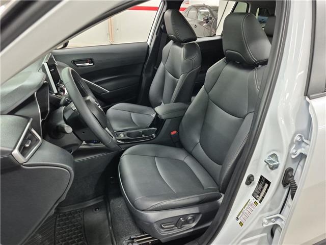 2024 Toyota Corolla Cross XLE (Stk: 10119957A) in Markham - Image 11 of 35