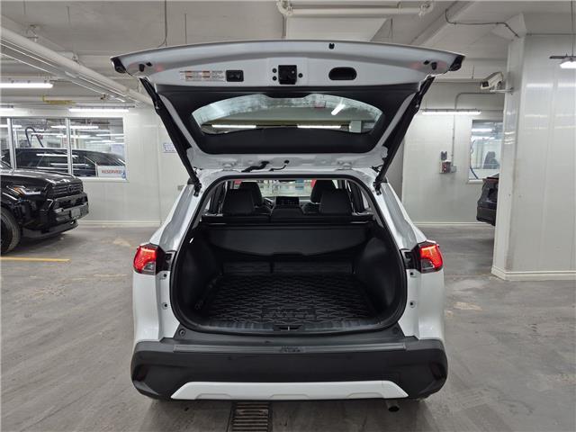 2024 Toyota Corolla Cross XLE (Stk: 10119957A) in Markham - Image 30 of 35