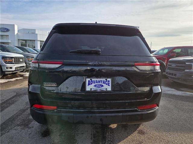 2024 Jeep Grand Cherokee Laredo (Stk: 7081) in Calgary - Image 4 of 9