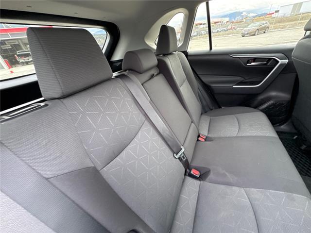 2022 Toyota RAV4 XLE (Stk: C299744K) in Cranbrook - Image 11 of 19