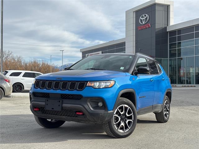2024 Jeep Compass Trailhawk (Stk: T149181K) in Cranbrook - Image 1 of 20
