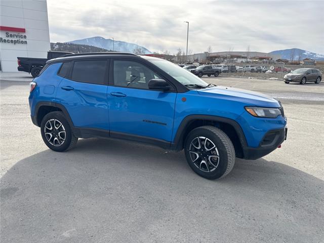2024 Jeep Compass Trailhawk (Stk: T149181K) in Cranbrook - Image 7 of 20