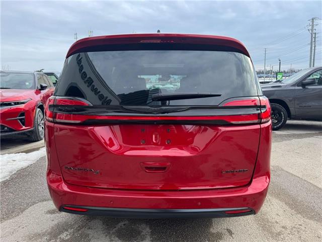 2024 Chrysler Pacifica Limited (Stk: 28328P) in Newmarket - Image 3 of 14 2024 Chrysler Pacifica Limited (Stk: 28328P) in Newmarket - Image 3 of 14