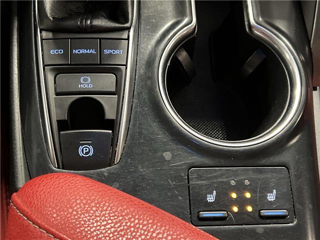 2018 Toyota Camry  (Stk: 14U7317) in Markham - Image 25 of 31