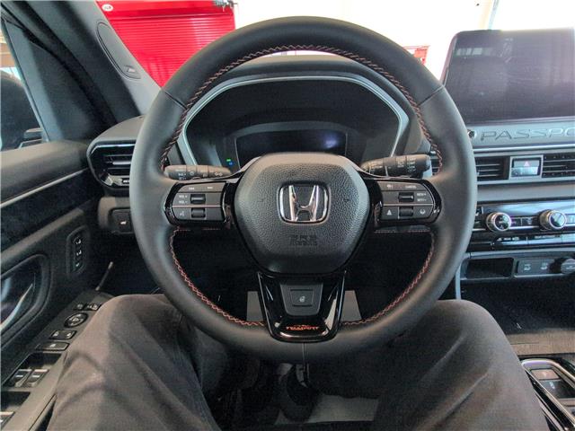 2017 Toyota RAV4 XLE (Stk: 4197A) in Lethbridge - Image 16 of 23