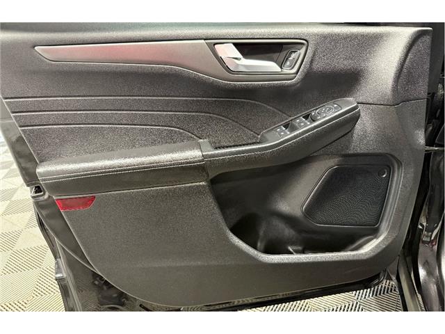 2025 Ford Escape PHEV (Stk: A13967) in North Bay - Image 10 of 30