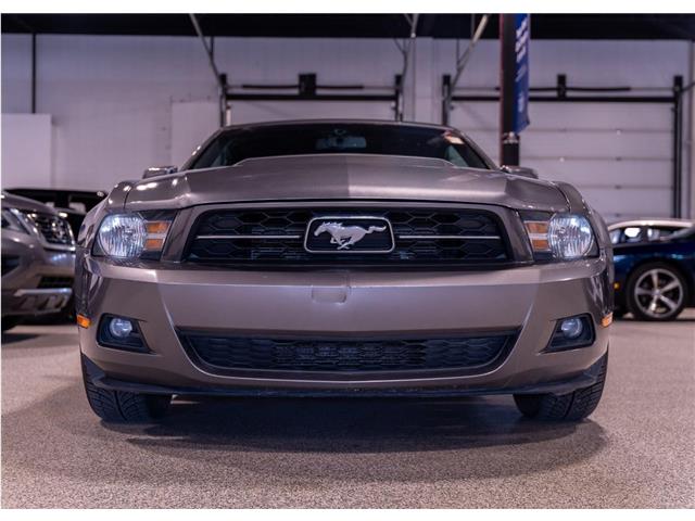 2010 Ford Mustang V6 (Stk: R69225) in Calgary - Image 2 of 21 2010 Ford Mustang V6 (Stk: R69225) in Calgary - Image 2 of 21
