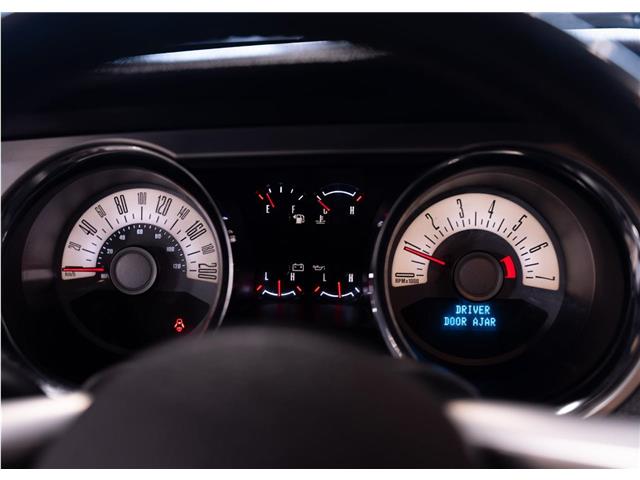 2010 Ford Mustang V6 (Stk: R69225) in Calgary - Image 16 of 21 2010 Ford Mustang V6 (Stk: R69225) in Calgary - Image 16 of 21