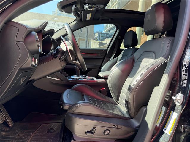 2022 Alfa Romeo Stelvio Quadrifoglio (Stk: 446U) in Toronto - Image 23 of 30
