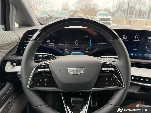 2026 Cadillac OPTIQ Sport (Stk: 2-13211) in Oshawa - Image 12 of 21