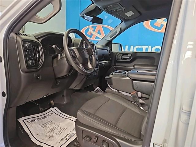 2024 Chevrolet Silverado 1500 Custom Trail Boss (Stk: 106344) in Lower Sackville - Image 5 of 11 2024 Chevrolet Silverado 1500 Custom Trail Boss (Stk: 106344) in Lower Sackville - Image 5 of 11