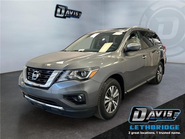 2019 Nissan Pathfinder  (Stk: 41208) in Lethbridge - Image 1 of 15