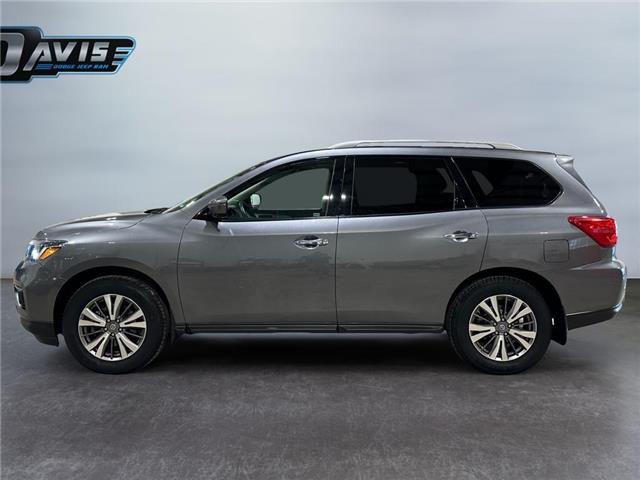 2019 Nissan Pathfinder  (Stk: 41208) in Lethbridge - Image 2 of 15