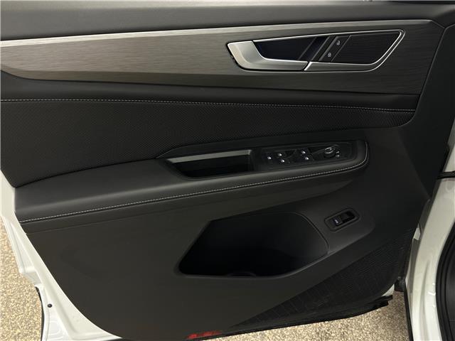 2025 Volkswagen Atlas Cross Sport 2.0 TSI Comfortline (Stk: 43606J) in Belleville - Image 14 of 27
