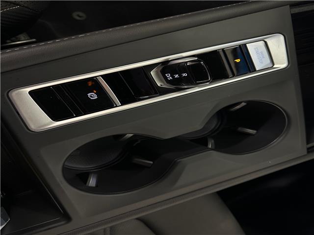2025 Volkswagen Atlas Cross Sport 2.0 TSI Comfortline (Stk: 43606J) in Belleville - Image 18 of 27