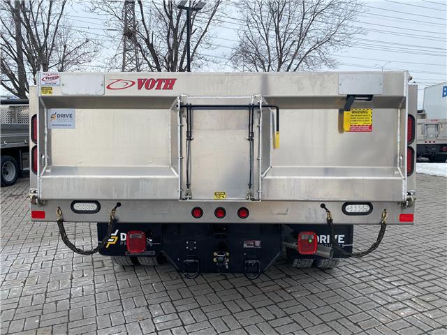 2026 Ford F-550 Chassis  (Stk: 2601460) in Ottawa - Image 6 of 20