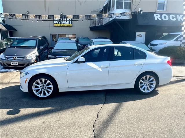 2017 BMW 330i xDrive (Stk: B003813) in Scarborough - Image 2 of 17