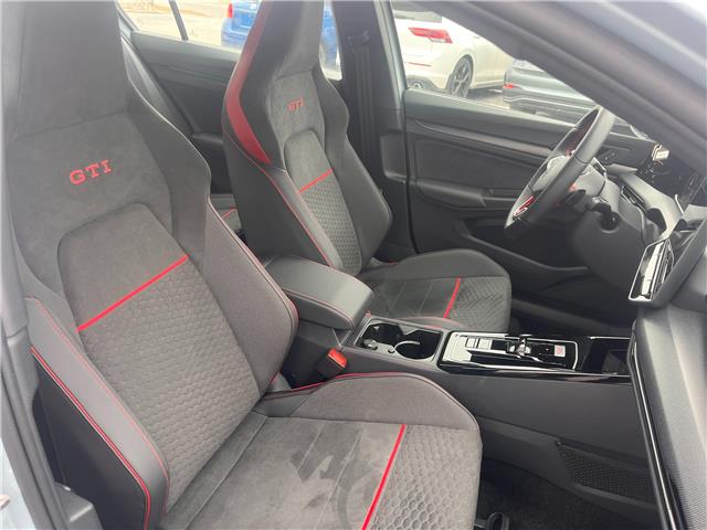 2025 Volkswagen Golf GTI Base (Stk: VU1676) in Sarnia - Image 15 of 16