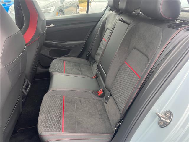 2025 Volkswagen Golf GTI Base (Stk: VU1676) in Sarnia - Image 13 of 16