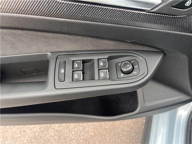 2025 Volkswagen Golf GTI Base (Stk: VU1676) in Sarnia - Image 9 of 16