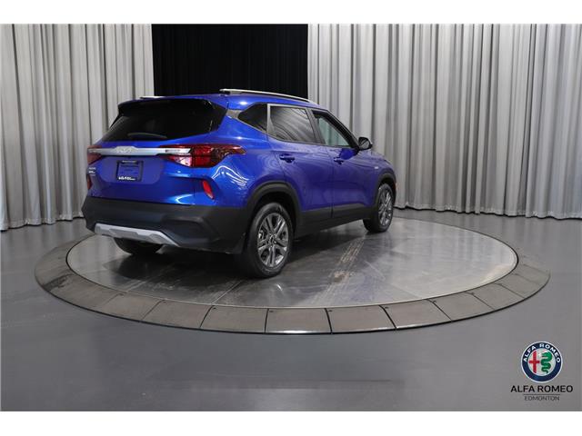 2023 Kia Seltos LX (Stk: 26649a) in Edmonton - Image 2 of 18