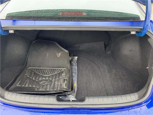 2023 Hyundai Elantra Preferred (Stk: 32685B) in Thunder Bay - Image 10 of 13