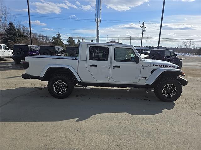 2023 Jeep Gladiator Mojave (Stk: U2604) in Miramichi - Image 6 of 13