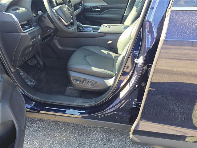 2026 Toyota Grand Highlander Hybrid XLE (Stk: 3429) in Sarnia - Image 5 of 7