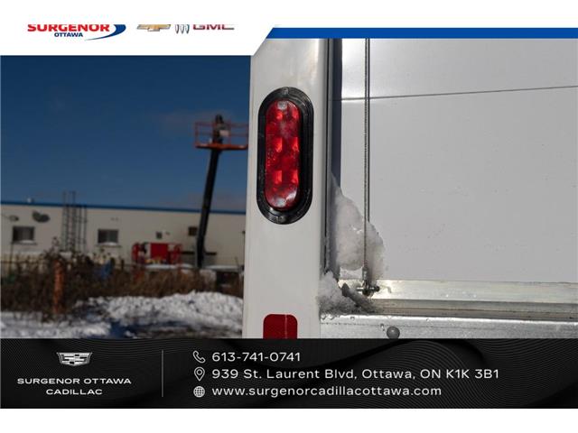 2025 GMC Savana Cutaway Work Van (Stk: R27951) in Ottawa - Image 5 of 23