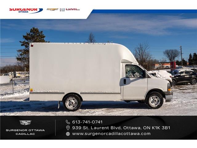 2025 GMC Savana Cutaway Work Van (Stk: R27951) in Ottawa - Image 9 of 23