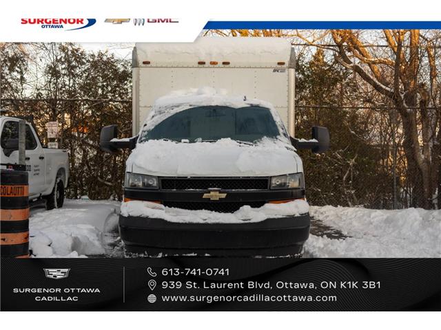 2020 Chevrolet Express Cutaway Work Van (Stk: R27843A) in Ottawa - Image 2 of 14