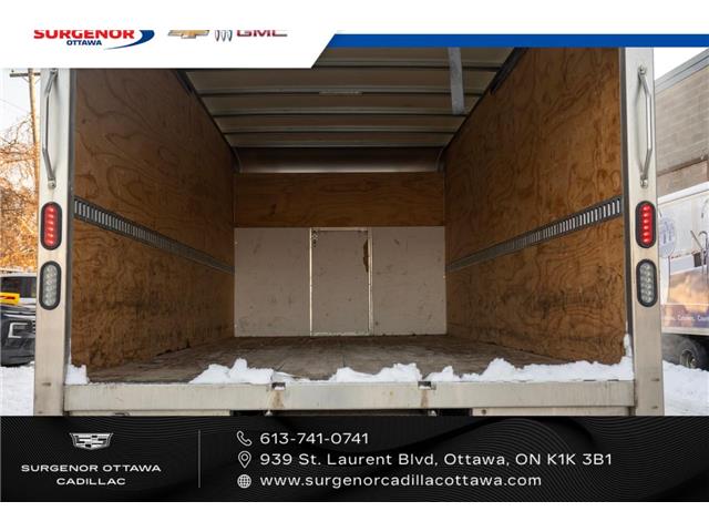 2020 Chevrolet Express Cutaway Work Van (Stk: R27843A) in Ottawa - Image 6 of 14