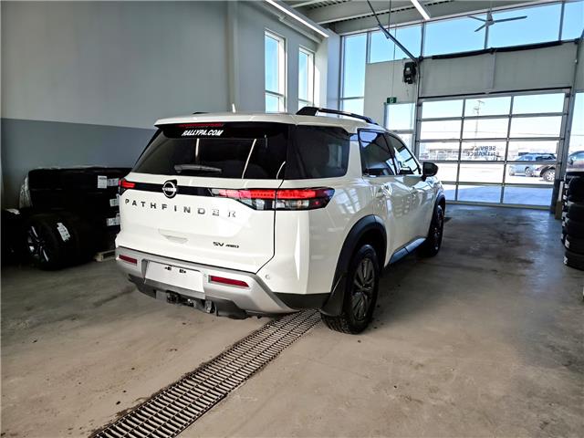 2024 Nissan Pathfinder SV (Stk: V3387) in Prince Albert - Image 4 of 14