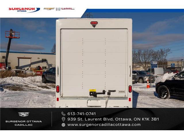 2025 GMC Savana Cutaway Work Van (Stk: R27949) in Ottawa - Image 8 of 22