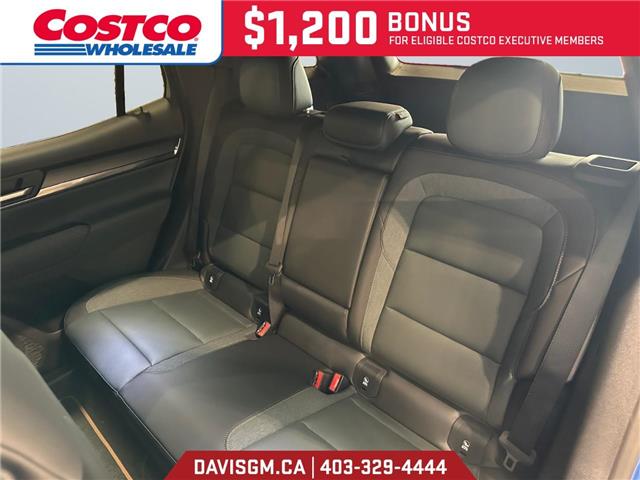 2026 GMC Terrain AT4 (Stk: 302120) in Lethbridge - Image 13 of 15