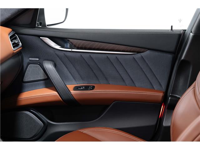 2017 Maserati Ghibli S Q4 (Stk: UC2272) in Calgary - Image 12 of 29