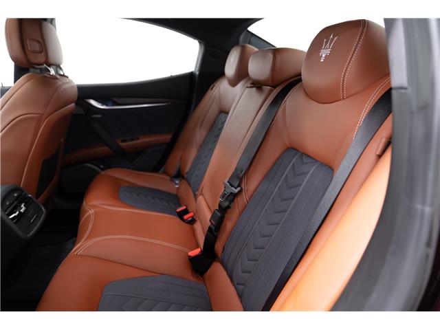 2017 Maserati Ghibli S Q4 (Stk: UC2272) in Calgary - Image 23 of 29