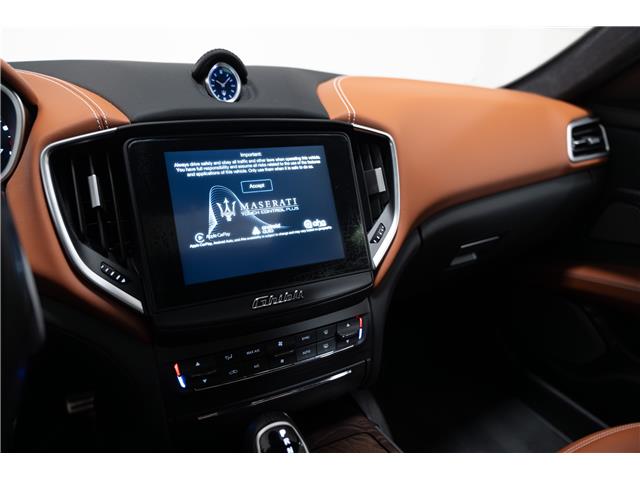 2017 Maserati Ghibli S Q4 (Stk: UC2272) in Calgary - Image 15 of 29