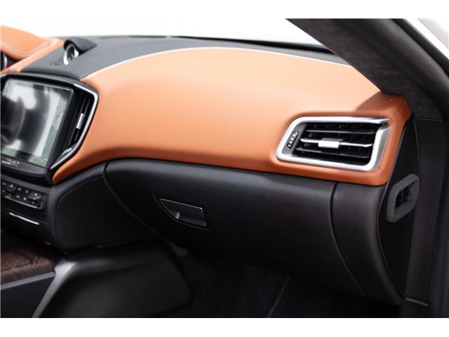 2017 Maserati Ghibli S Q4 (Stk: UC2272) in Calgary - Image 20 of 29