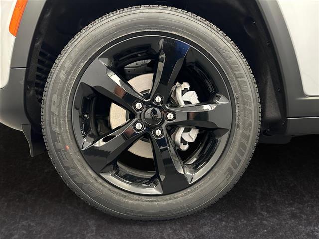 2025 Jeep Grand Cherokee Laredo (Stk: 40540) in Lethbridge - Image 14 of 15