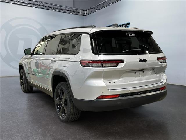 2025 Jeep Grand Cherokee L Laredo (Stk: 40794) in Lethbridge - Image 3 of 15