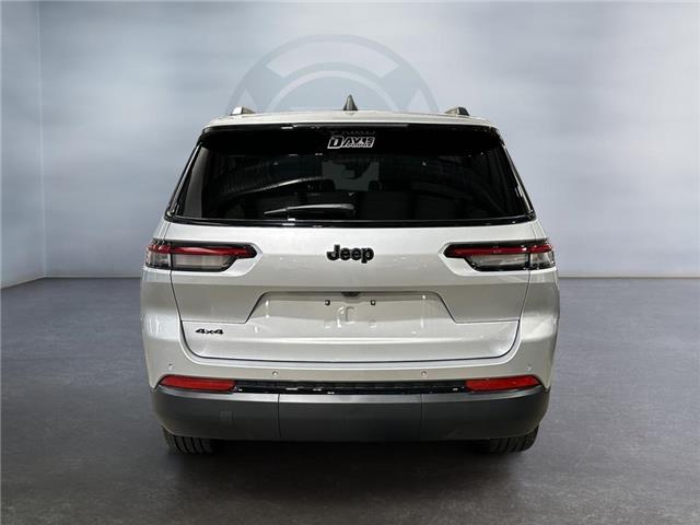 2025 Jeep Grand Cherokee L Laredo (Stk: 40794) in Lethbridge - Image 4 of 15