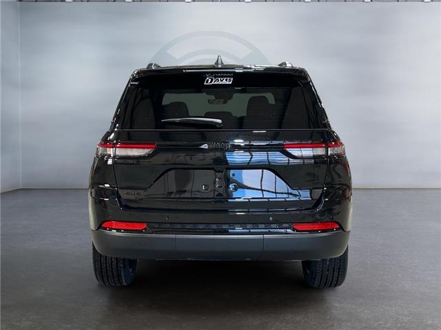 2025 Jeep Grand Cherokee Laredo (Stk: 40839) in Lethbridge - Image 4 of 15